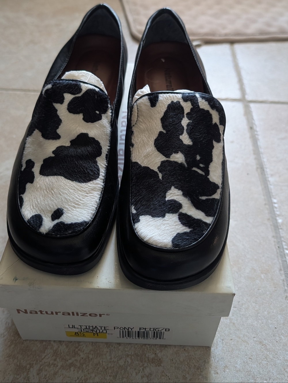 NATURALIZER COWHIDE/LEATHER LOAFERS BLK &WHITE NEW 8 1/2